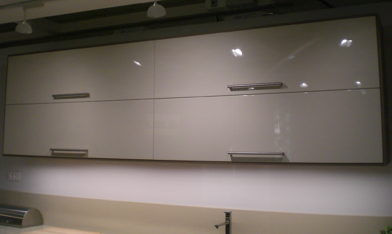Salon Moderne Enfer Forge : Cuisine Ikea Ringhult Rouge Cuisine IKEA Salon Moderne Enfer Forge : Cuisine Ikea Ringhult Rouge Cuisine IKEA